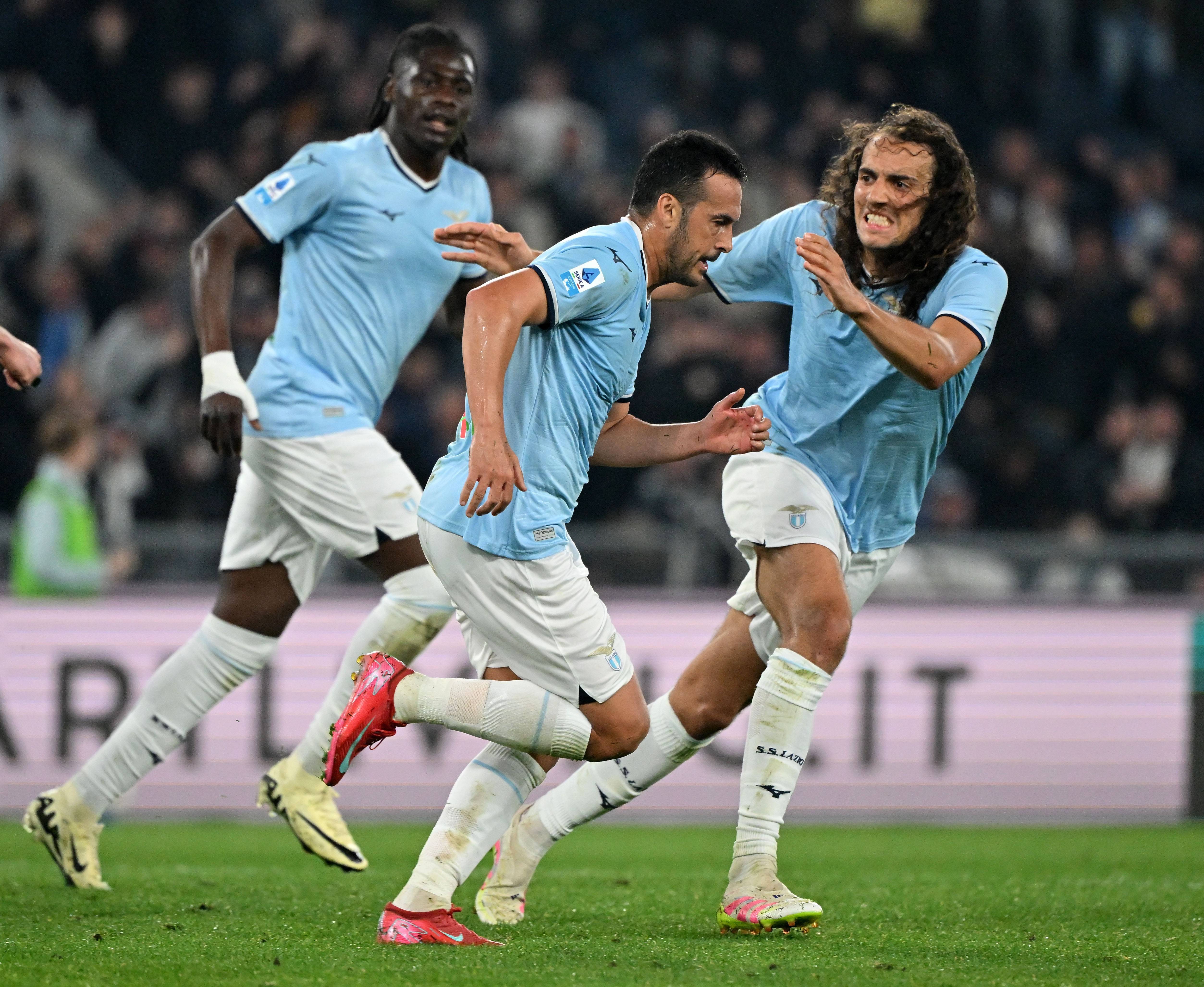 清晨埃因霍温调整名单以备意大利杯武汉三镇临场应变备战欧冠，连对手都承认：冲刺阶段本菲卡备战欧联的简单介绍